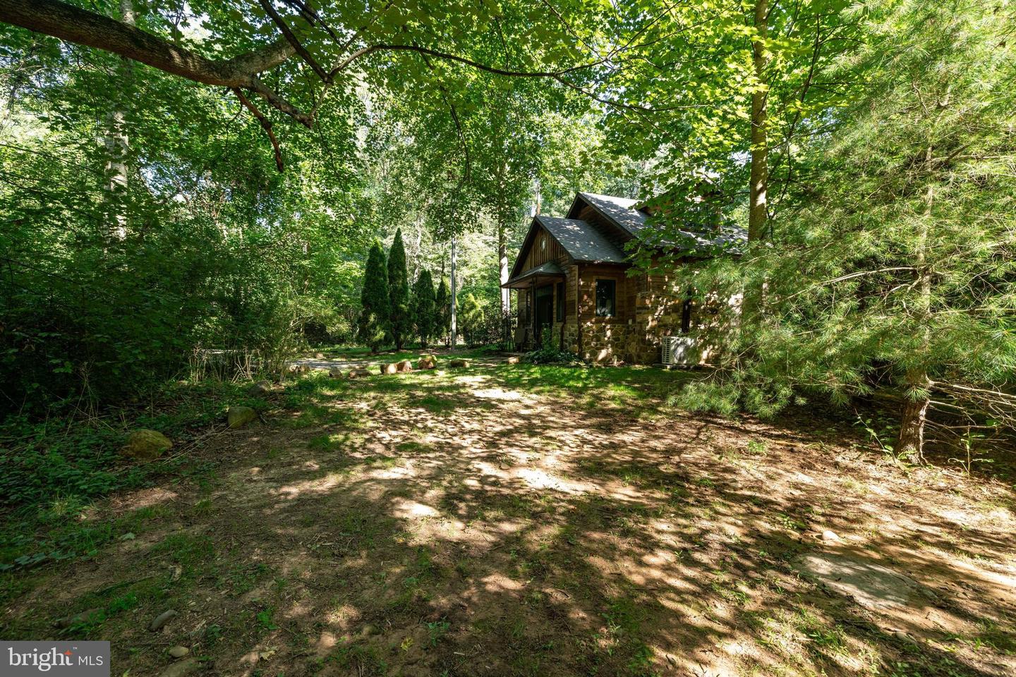 409 & 431 LOWER RAWLEY LN, HINTON, Virginia 22831, 2 Bedrooms Bedrooms, ,2 BathroomsBathrooms,Residential,For sale,409 & 431 LOWER RAWLEY LN,VARO2002492 MLS # VARO2002492