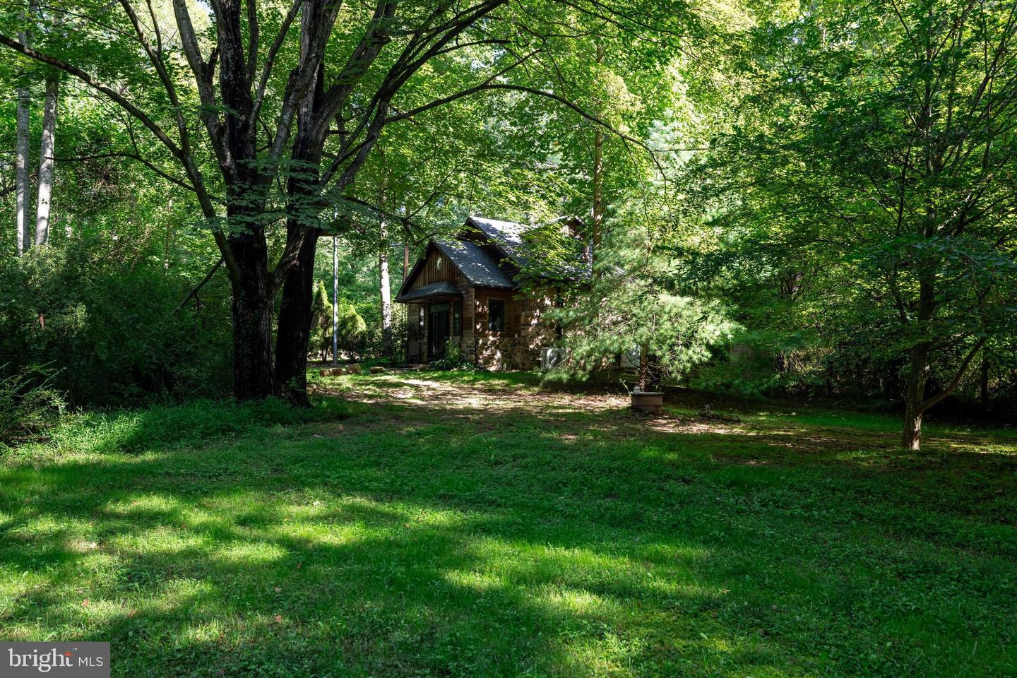 409 & 431 LOWER RAWLEY LN, HINTON, Virginia 22831, 2 Bedrooms Bedrooms, ,2 BathroomsBathrooms,Residential,For sale,409 & 431 LOWER RAWLEY LN,VARO2002492 MLS # VARO2002492