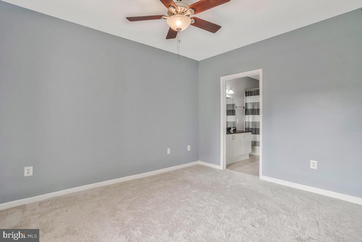 4551 STRUTFIELD LN #4113, ALEXANDRIA, Virginia 22311, 2 Bedrooms Bedrooms, ,2 BathroomsBathrooms,Residential,For sale,4551 STRUTFIELD LN #4113,VAAX2048594 MLS # VAAX2048594