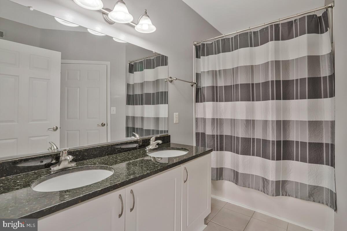 4551 STRUTFIELD LN #4113, ALEXANDRIA, Virginia 22311, 2 Bedrooms Bedrooms, ,2 BathroomsBathrooms,Residential,For sale,4551 STRUTFIELD LN #4113,VAAX2048594 MLS # VAAX2048594
