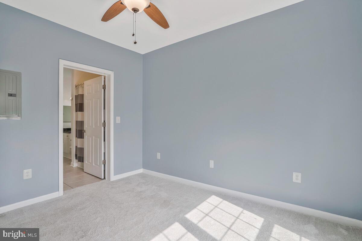 4551 STRUTFIELD LN #4113, ALEXANDRIA, Virginia 22311, 2 Bedrooms Bedrooms, ,2 BathroomsBathrooms,Residential,For sale,4551 STRUTFIELD LN #4113,VAAX2048594 MLS # VAAX2048594