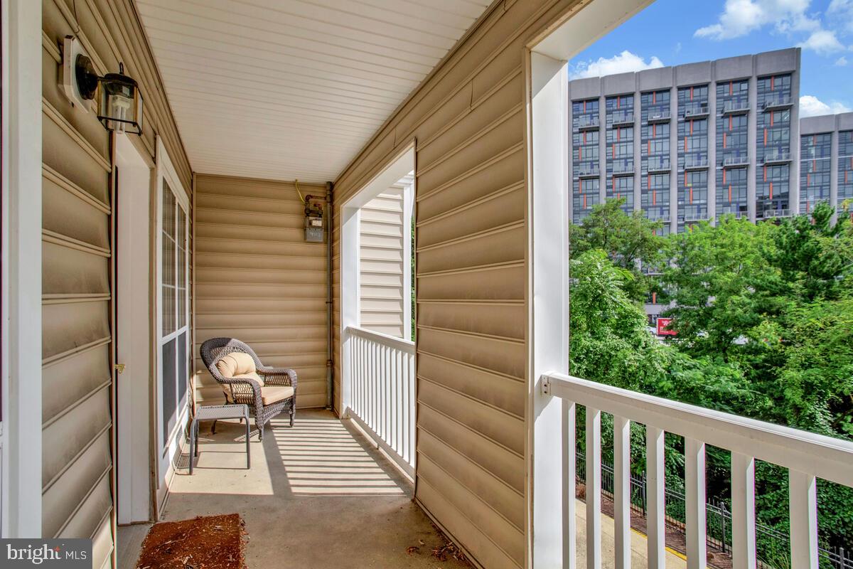 4551 STRUTFIELD LN #4113, ALEXANDRIA, Virginia 22311, 2 Bedrooms Bedrooms, ,2 BathroomsBathrooms,Residential,For sale,4551 STRUTFIELD LN #4113,VAAX2048594 MLS # VAAX2048594