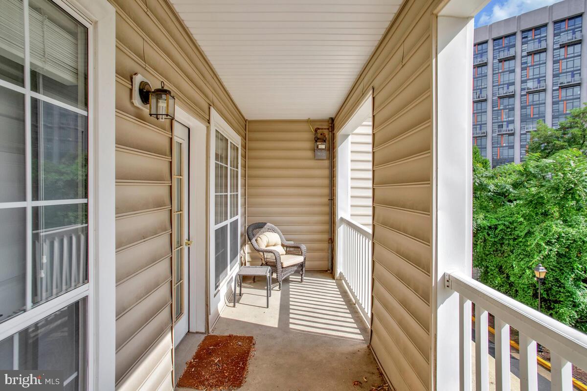 4551 STRUTFIELD LN #4113, ALEXANDRIA, Virginia 22311, 2 Bedrooms Bedrooms, ,2 BathroomsBathrooms,Residential,For sale,4551 STRUTFIELD LN #4113,VAAX2048594 MLS # VAAX2048594