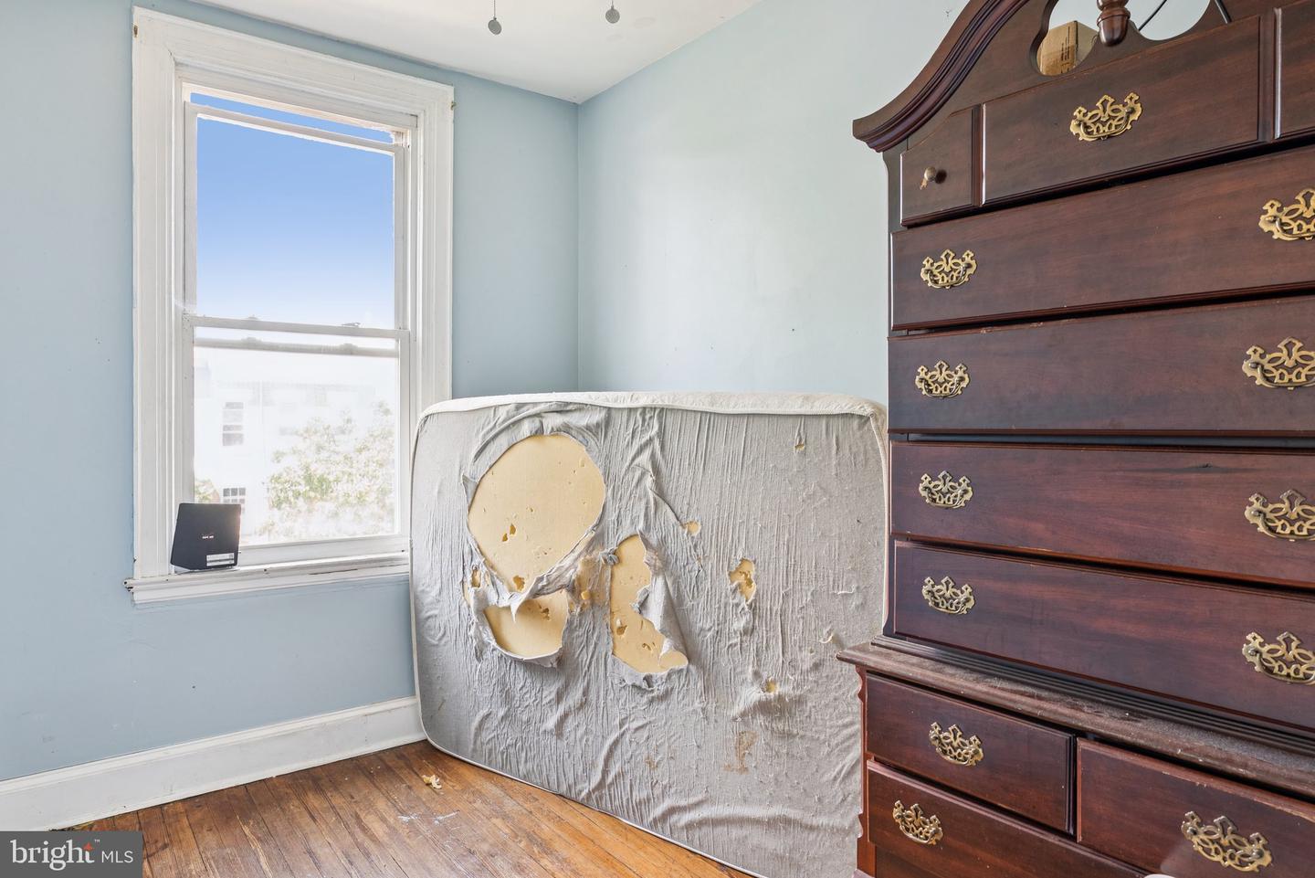 612 LAMONT ST NW, WASHINGTON, District Of Columbia 20010, 3 Bedrooms Bedrooms, ,1 BathroomBathrooms,Residential,For sale,612 LAMONT ST NW,DCDC2215146 MLS # DCDC2215146