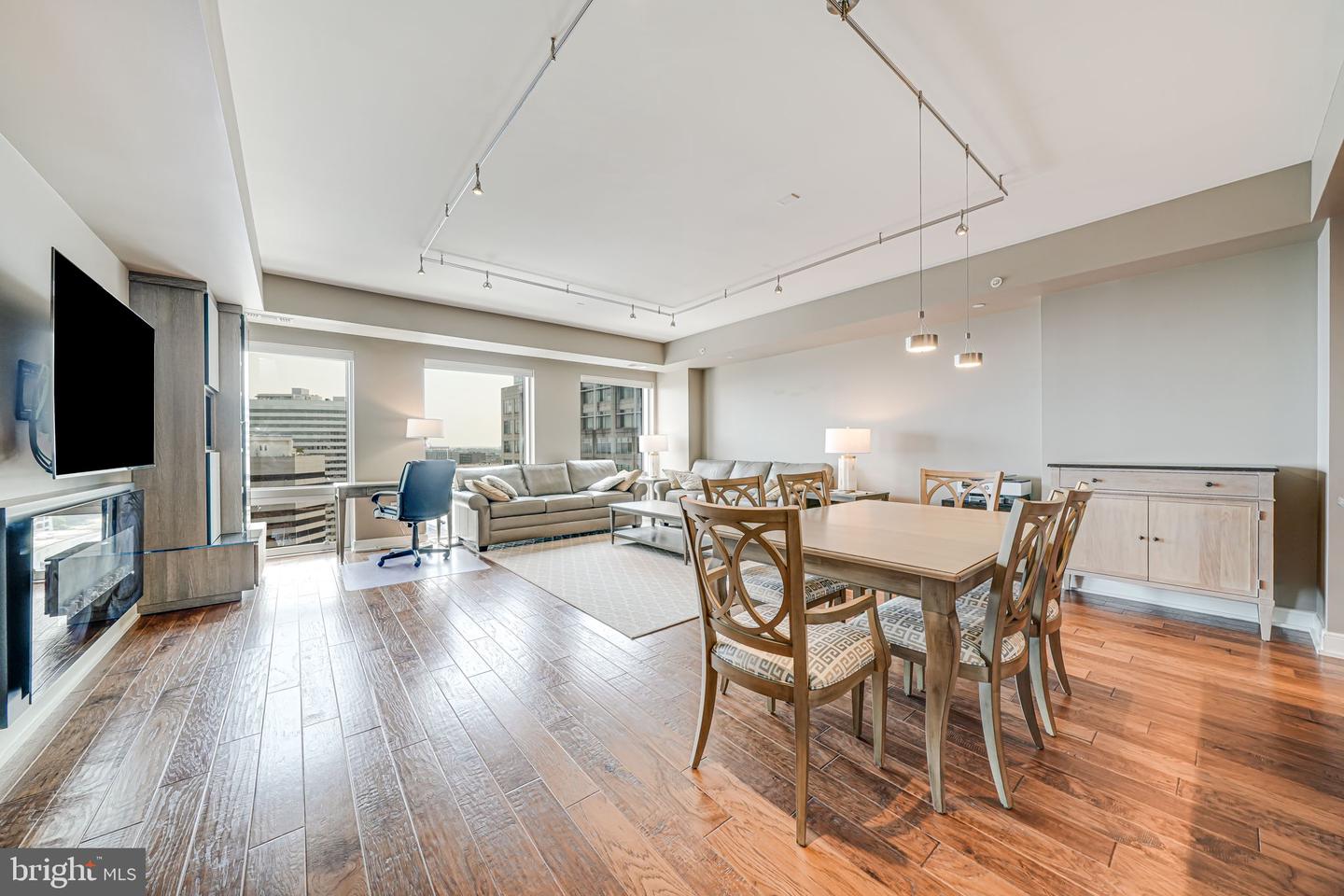 1111 19TH ST N #2703, ARLINGTON, Virginia 22209, 2 Bedrooms Bedrooms, ,2 BathroomsBathrooms,Residential,For sale,1111 19TH ST N #2703,VAAR2062282 MLS # VAAR2062282