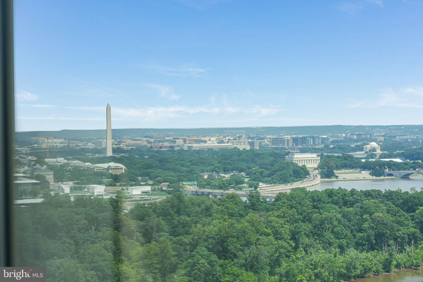 1111 19TH ST N #2703, ARLINGTON, Virginia 22209, 2 Bedrooms Bedrooms, ,2 BathroomsBathrooms,Residential,For sale,1111 19TH ST N #2703,VAAR2062282 MLS # VAAR2062282