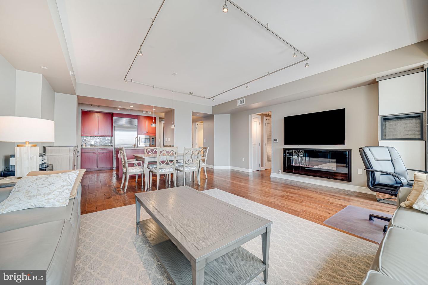 1111 19TH ST N #2703, ARLINGTON, Virginia 22209, 2 Bedrooms Bedrooms, ,2 BathroomsBathrooms,Residential,For sale,1111 19TH ST N #2703,VAAR2062282 MLS # VAAR2062282