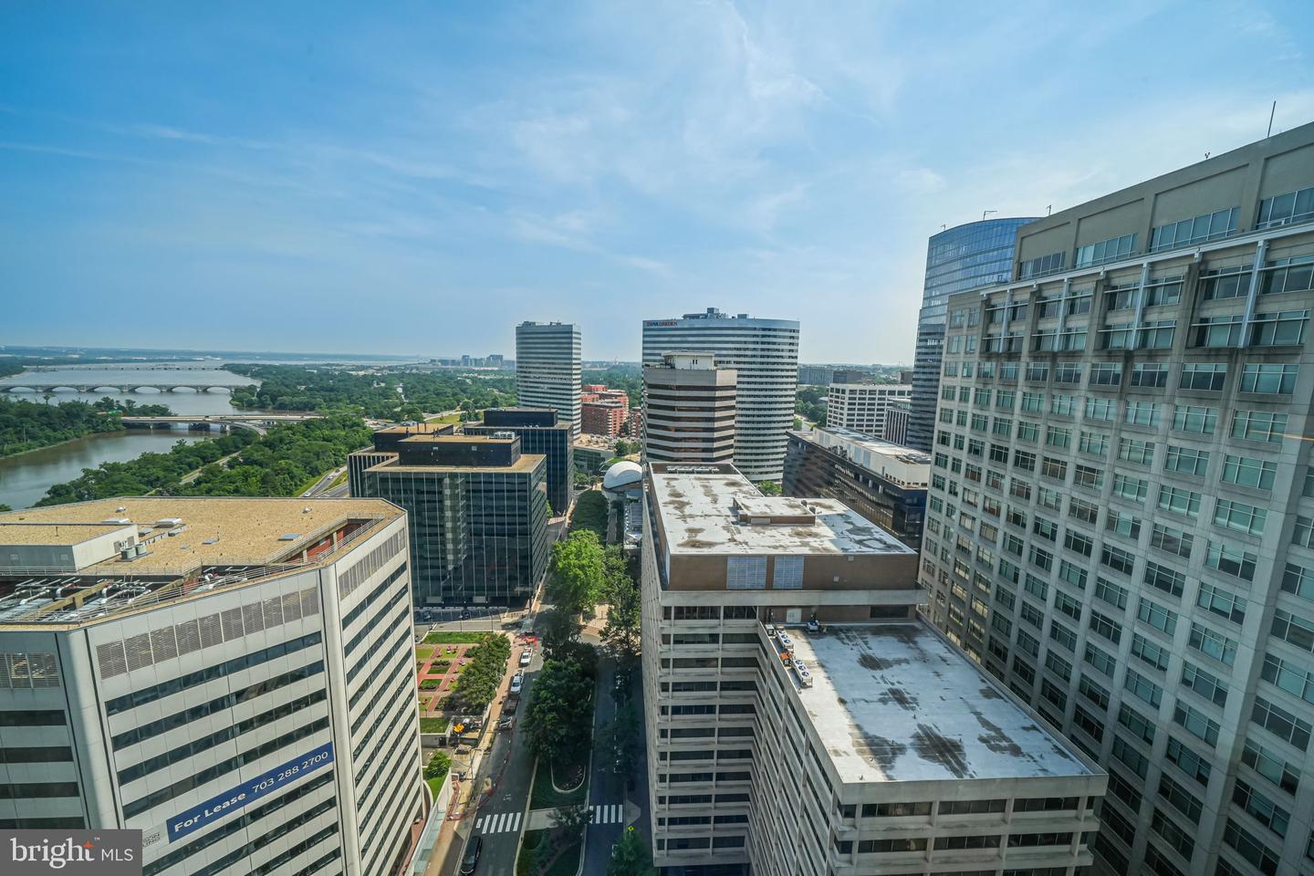 1111 19TH ST N #2703, ARLINGTON, Virginia 22209, 2 Bedrooms Bedrooms, ,2 BathroomsBathrooms,Residential,For sale,1111 19TH ST N #2703,VAAR2062282 MLS # VAAR2062282
