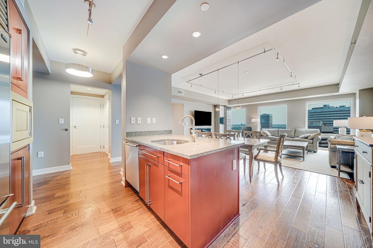 1111 19TH ST N #2703, ARLINGTON, Virginia 22209, 2 Bedrooms Bedrooms, ,2 BathroomsBathrooms,Residential,For sale,1111 19TH ST N #2703,VAAR2062282 MLS # VAAR2062282