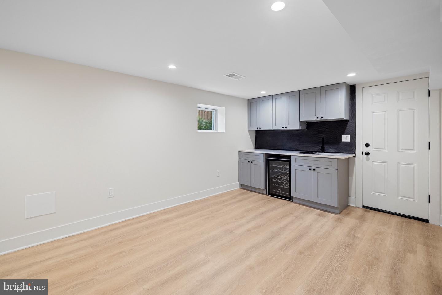 713 CROISSANT PL SE, WASHINGTON, District Of Columbia 20019, 4 Bedrooms Bedrooms, ,4 BathroomsBathrooms,Residential,For sale,713 CROISSANT PL SE,DCDC2188412 MLS # DCDC2188412