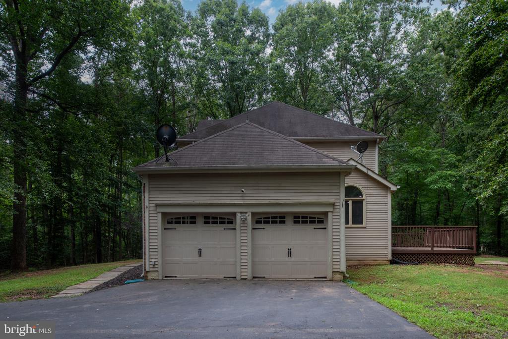 14312 RIVER JUNCTION DR, FREDERICKSBURG, Virginia 22407, 4 Bedrooms Bedrooms, ,2 BathroomsBathrooms,Residential,14312 RIVER JUNCTION DR,VASP2034818 MLS # VASP2034818