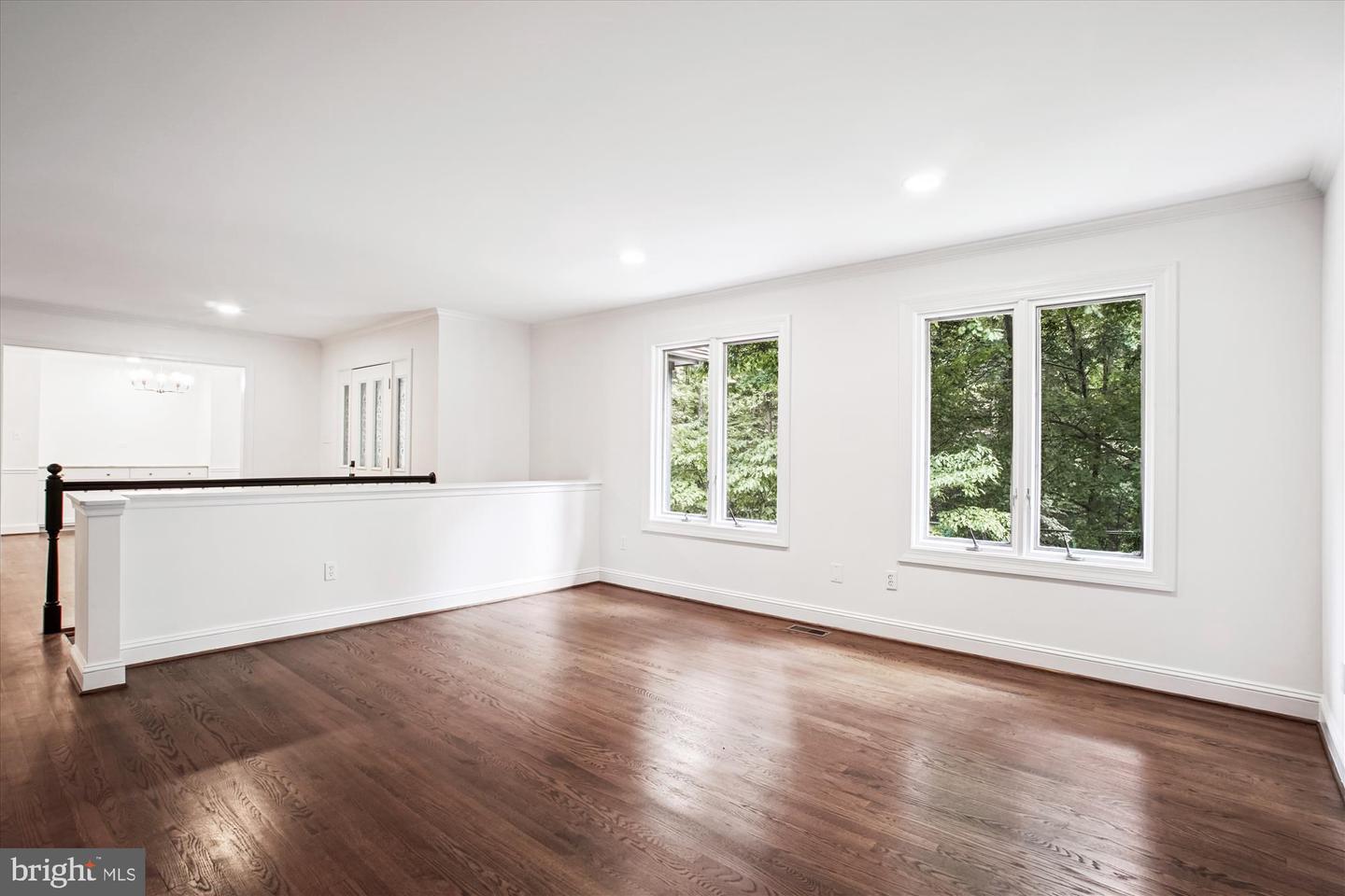 3909 30TH ST N, ARLINGTON, Virginia 22207, 4 Bedrooms Bedrooms, ,4 BathroomsBathrooms,Residential,For sale,3909 30TH ST N,VAAR2055692 MLS # VAAR2055692