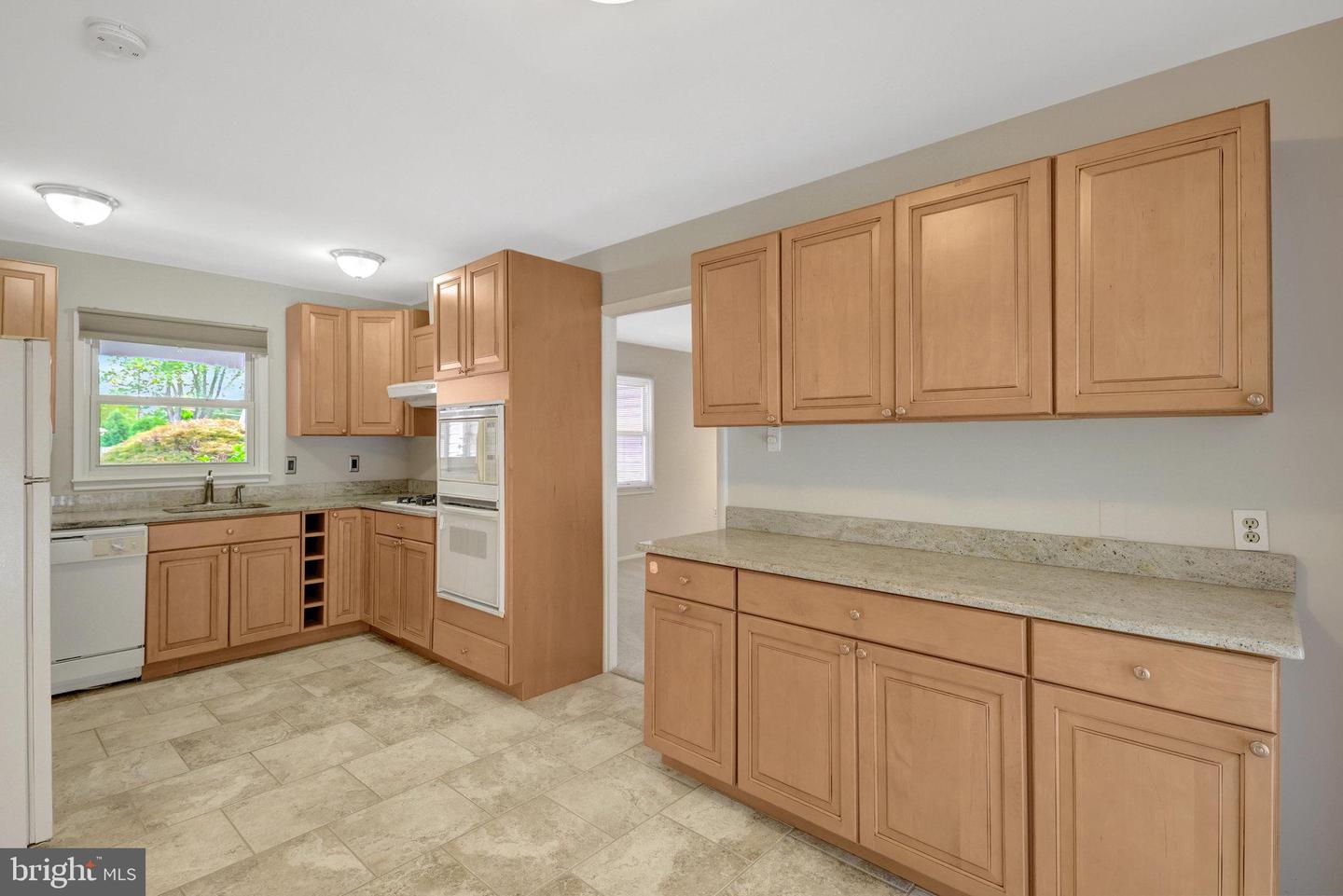 4221 PEEKSKILL LN, FAIRFAX, Virginia 22033, 4 Bedrooms Bedrooms, ,2 BathroomsBathrooms,Residential,For sale,4221 PEEKSKILL LN,VAFX2238428 MLS # VAFX2238428