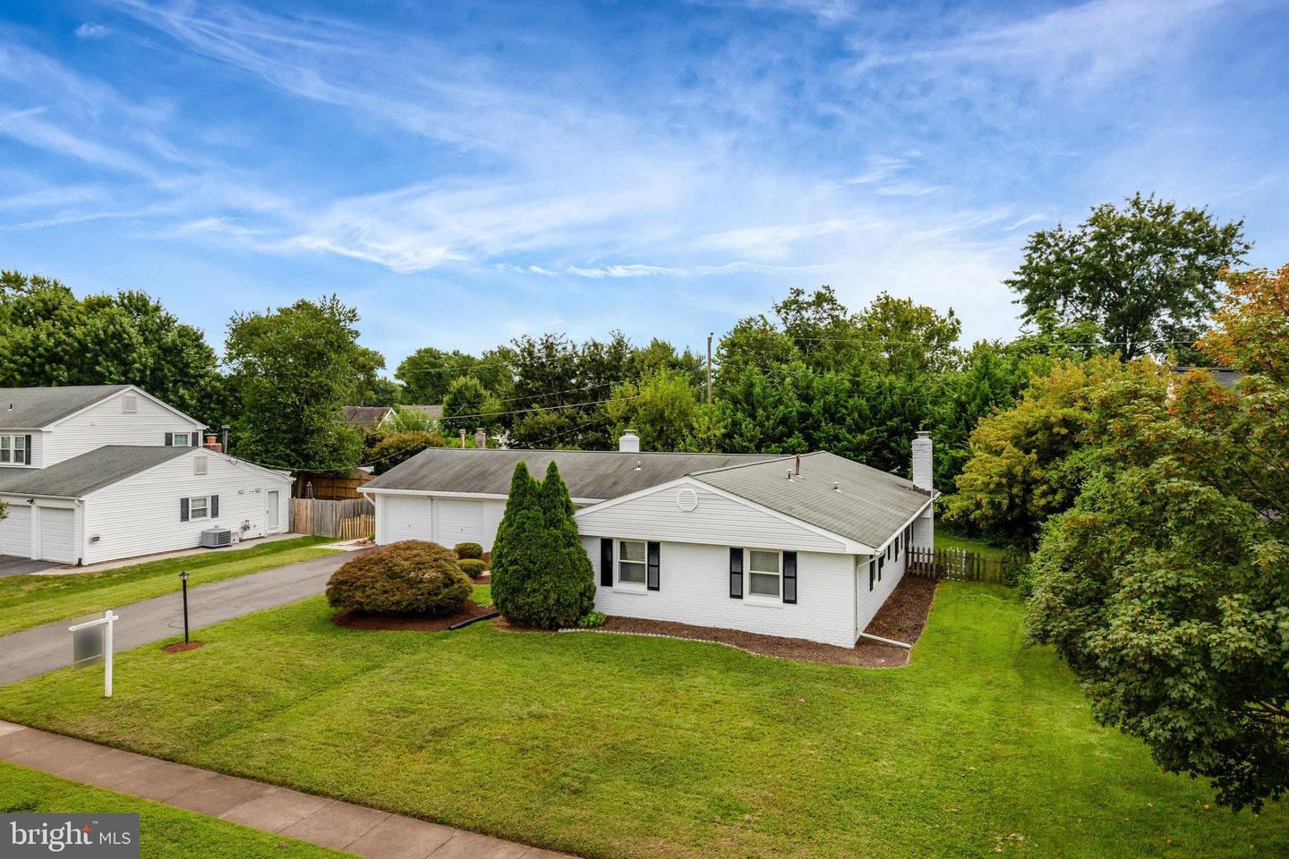 4221 PEEKSKILL LN, FAIRFAX, Virginia 22033, 4 Bedrooms Bedrooms, ,2 BathroomsBathrooms,Residential,For sale,4221 PEEKSKILL LN,VAFX2238428 MLS # VAFX2238428