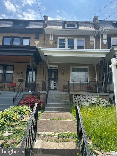 632 FARRAGUT ST NW, WASHINGTON, District Of Columbia 20011, 3 Bedrooms Bedrooms, ,1 BathroomBathrooms,Residential,For sale,632 FARRAGUT ST NW,DCDC2199944 MLS # DCDC2199944