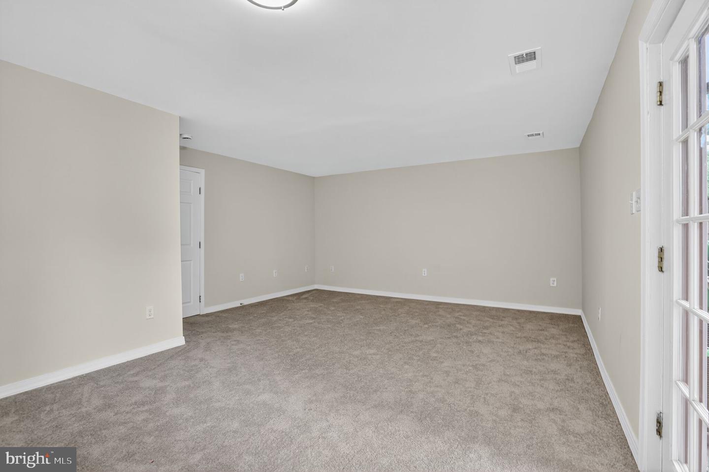 1160 LISA CT, HERNDON, Virginia 20170, 3 Bedrooms Bedrooms, ,2 BathroomsBathrooms,Residential,For sale,1160 LISA CT,VAFX2244556 MLS # VAFX2244556
