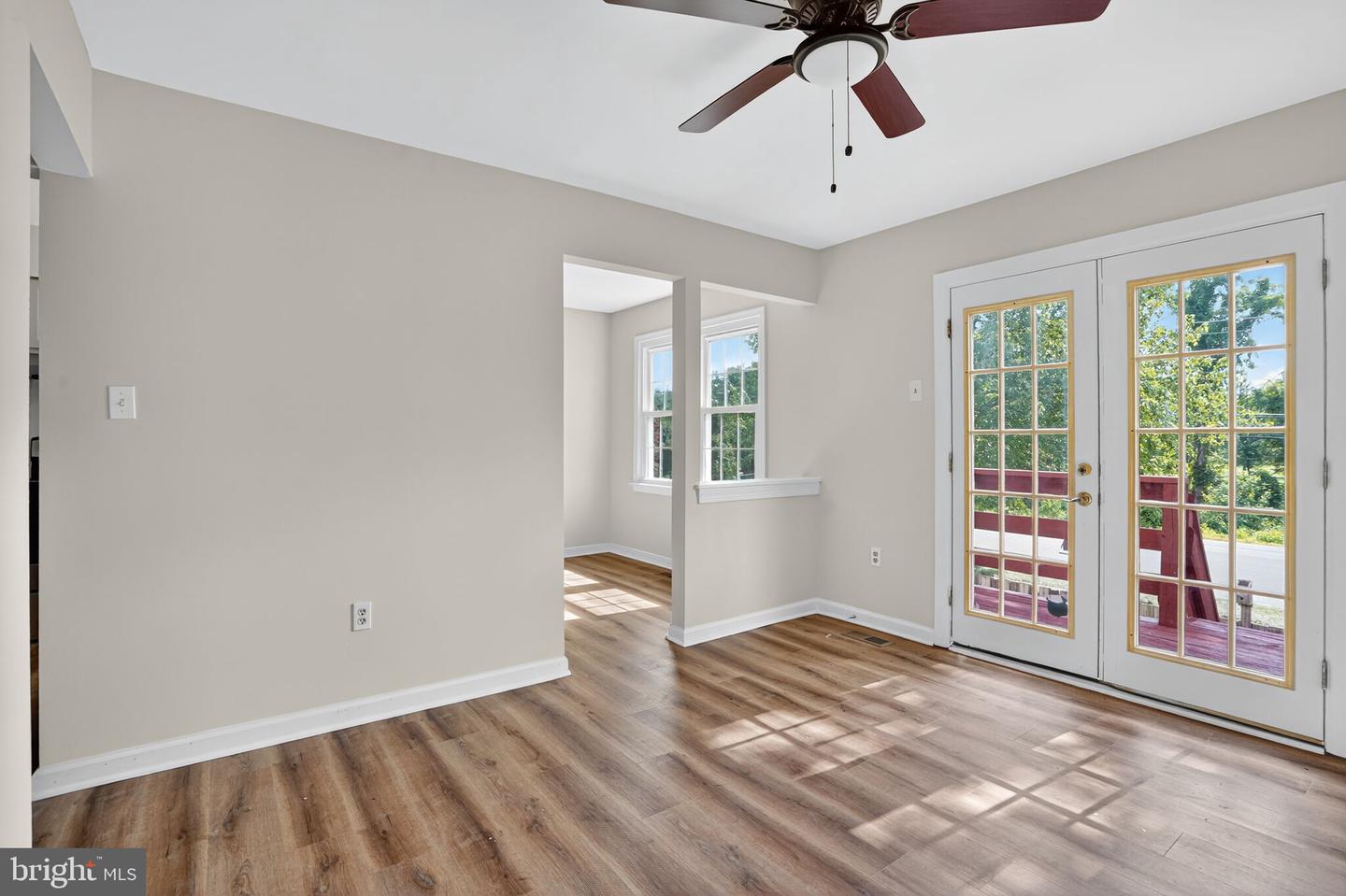 1160 LISA CT, HERNDON, Virginia 20170, 3 Bedrooms Bedrooms, ,2 BathroomsBathrooms,Residential,For sale,1160 LISA CT,VAFX2244556 MLS # VAFX2244556