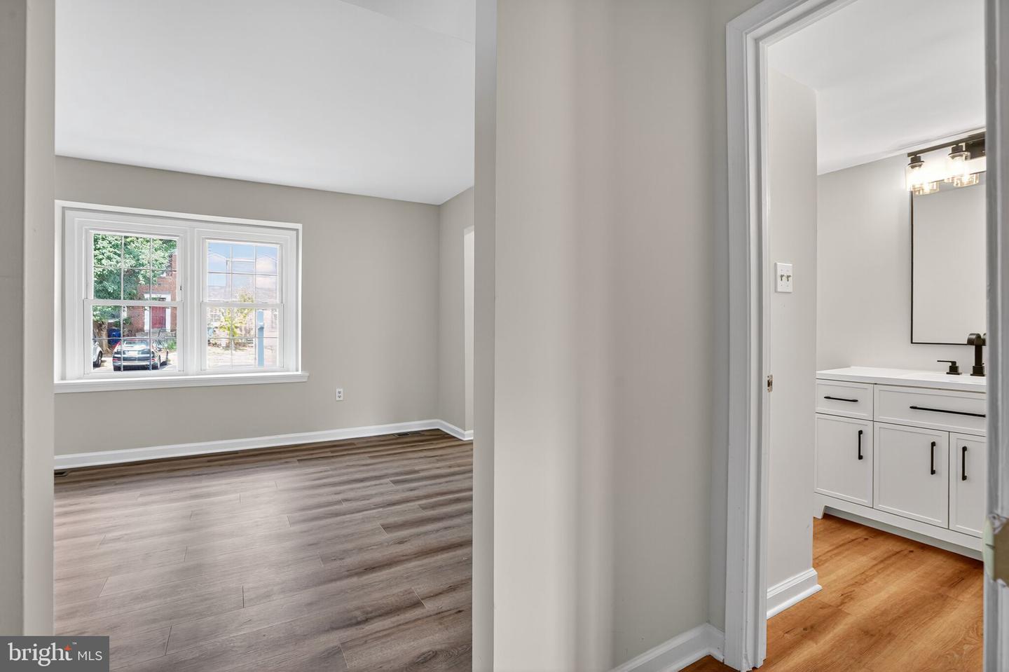 1160 LISA CT, HERNDON, Virginia 20170, 3 Bedrooms Bedrooms, ,2 BathroomsBathrooms,Residential,For sale,1160 LISA CT,VAFX2244556 MLS # VAFX2244556