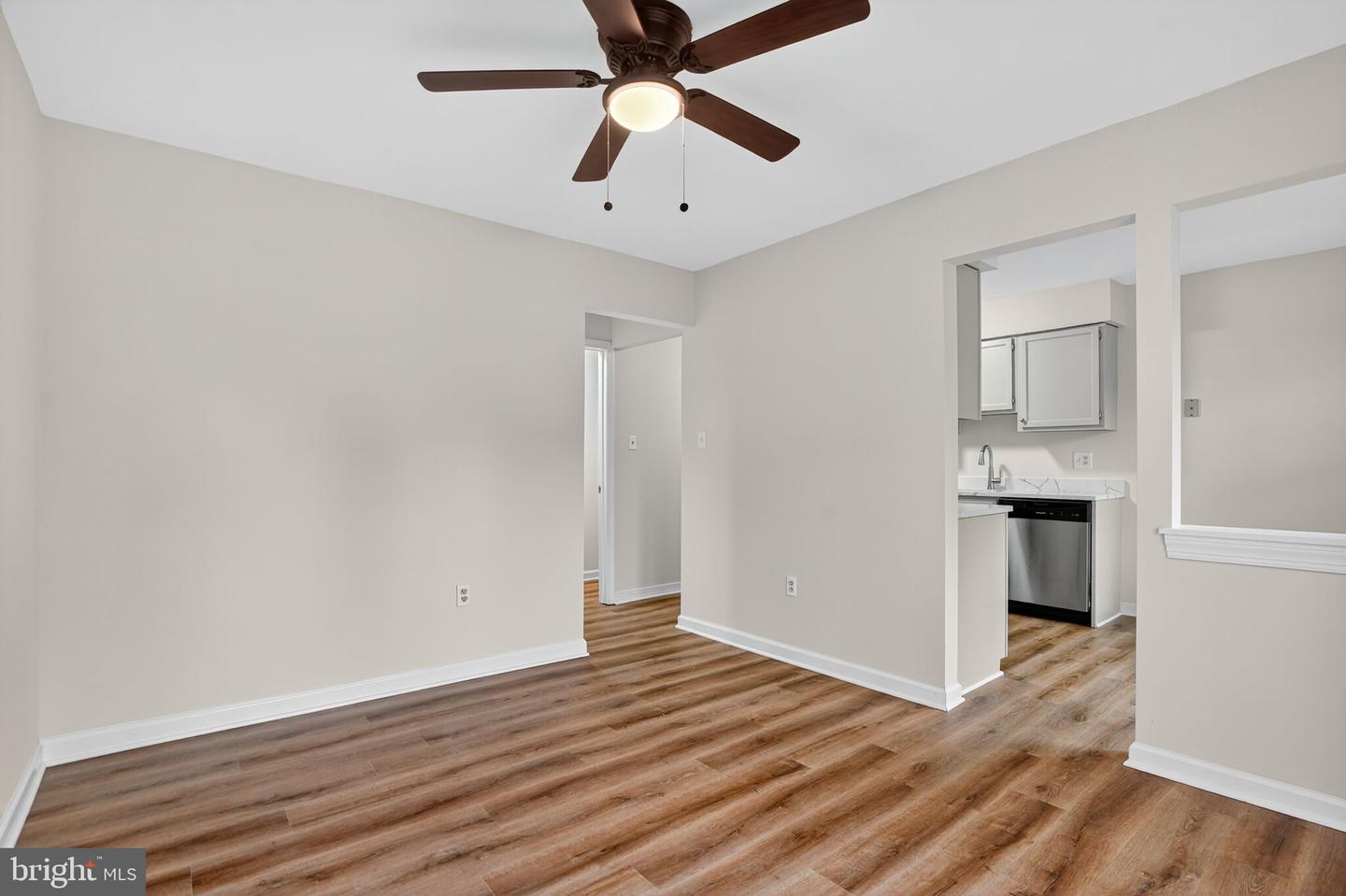 1160 LISA CT, HERNDON, Virginia 20170, 3 Bedrooms Bedrooms, ,2 BathroomsBathrooms,Residential,For sale,1160 LISA CT,VAFX2244556 MLS # VAFX2244556