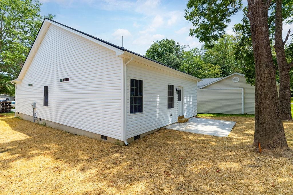 1526 2ND ST, WAYNESBORO, Virginia 22980, 3 Bedrooms Bedrooms, ,2 BathroomsBathrooms,Residential,1526 2ND ST,663001 MLS # 663001