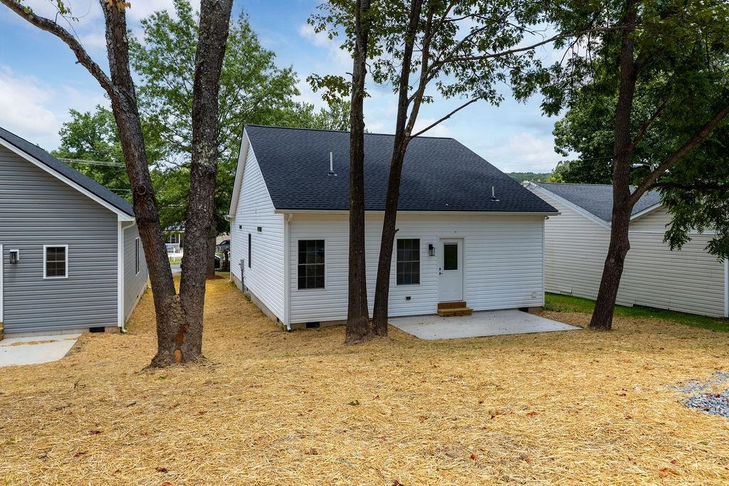 1526 2ND ST, WAYNESBORO, Virginia 22980, 3 Bedrooms Bedrooms, ,2 BathroomsBathrooms,Residential,1526 2ND ST,663001 MLS # 663001