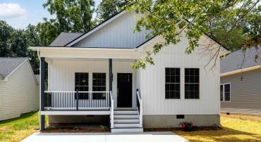 1526 2ND ST, WAYNESBORO, Virginia 22980, 3 Bedrooms Bedrooms, ,2 BathroomsBathrooms,Residential,1526 2ND ST,663001 MLS # 663001