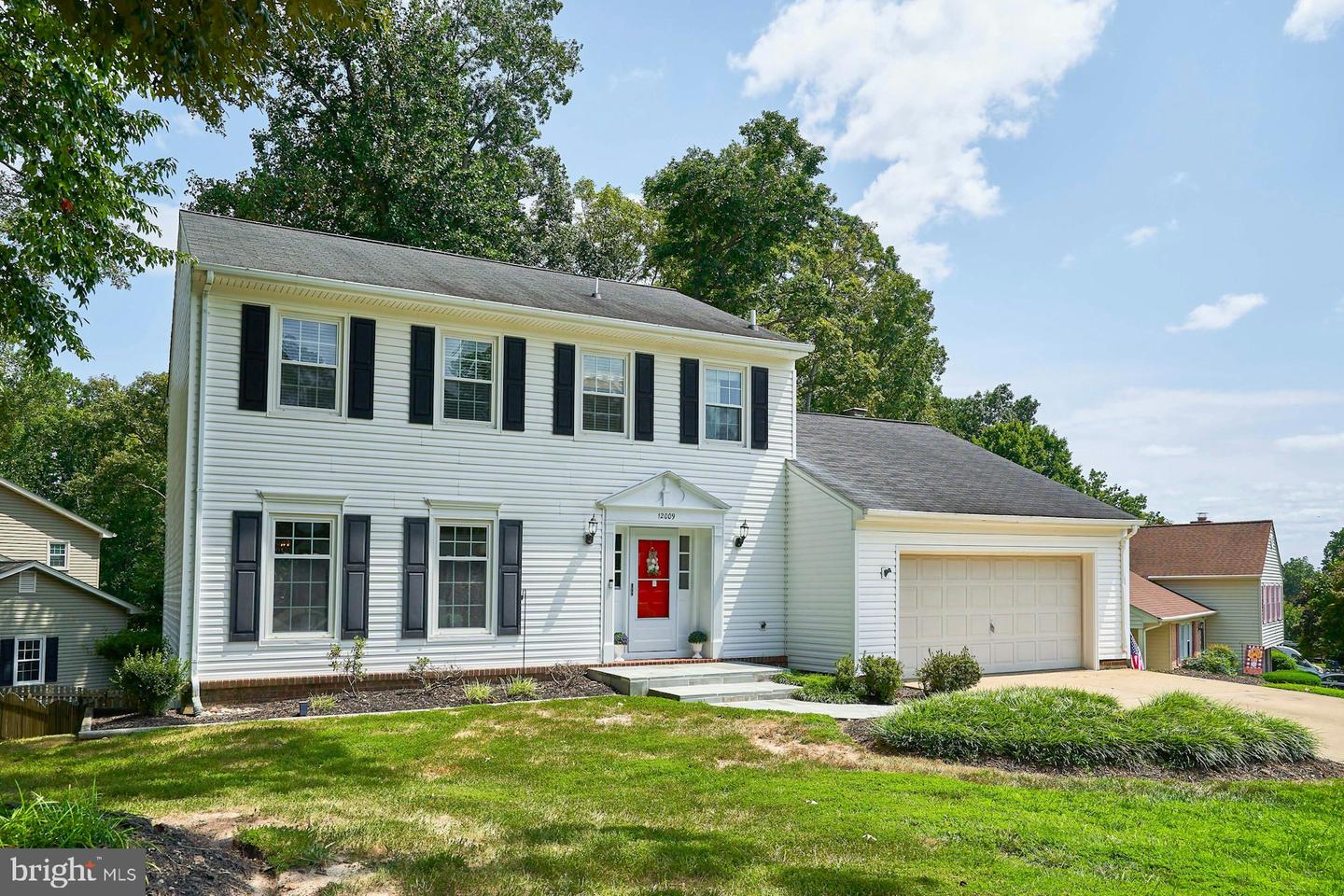 12009 WILLIAM AND MARY CIR, WOODBRIDGE, Virginia 22192, 4 Bedrooms Bedrooms, 13 Rooms Rooms,3 BathroomsBathrooms,Residential,For sale,12009 WILLIAM AND MARY CIR,VAPW2097060 MLS # VAPW2097060