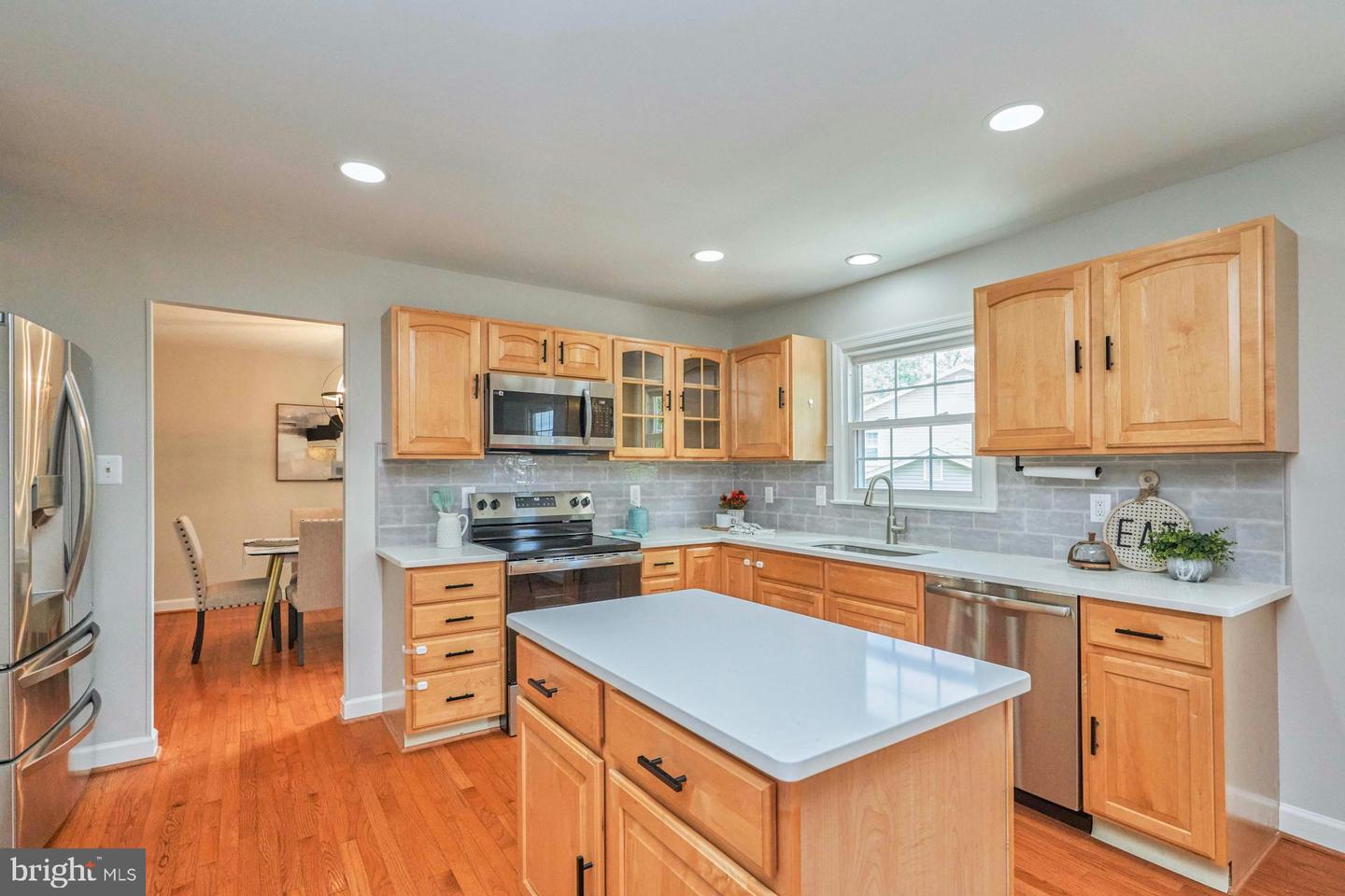 12009 WILLIAM AND MARY CIR, WOODBRIDGE, Virginia 22192, 4 Bedrooms Bedrooms, 13 Rooms Rooms,3 BathroomsBathrooms,Residential,For sale,12009 WILLIAM AND MARY CIR,VAPW2097060 MLS # VAPW2097060