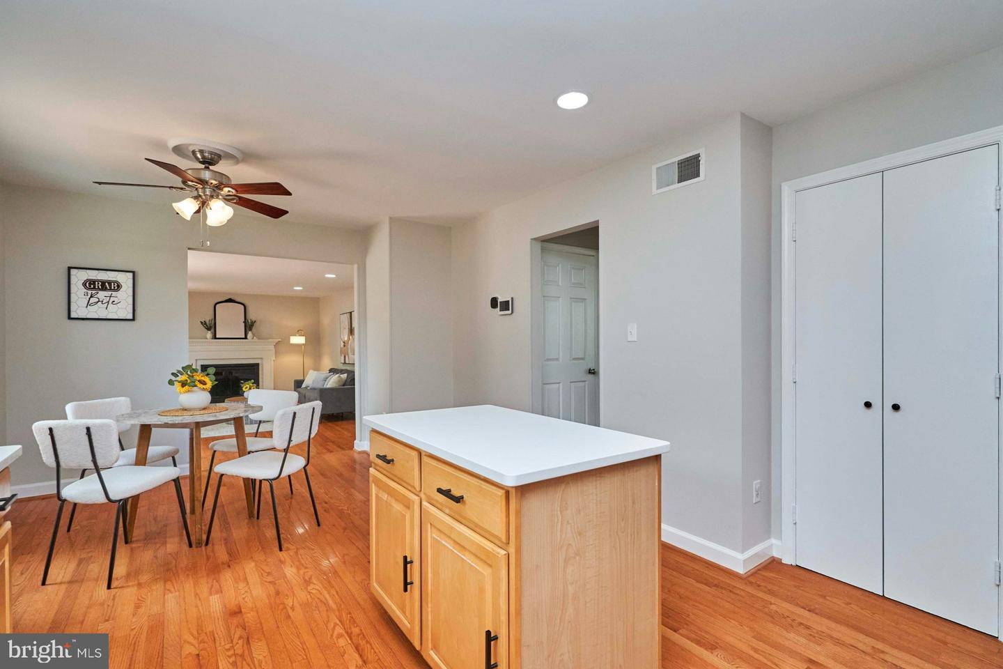 12009 WILLIAM AND MARY CIR, WOODBRIDGE, Virginia 22192, 4 Bedrooms Bedrooms, 13 Rooms Rooms,3 BathroomsBathrooms,Residential,For sale,12009 WILLIAM AND MARY CIR,VAPW2097060 MLS # VAPW2097060