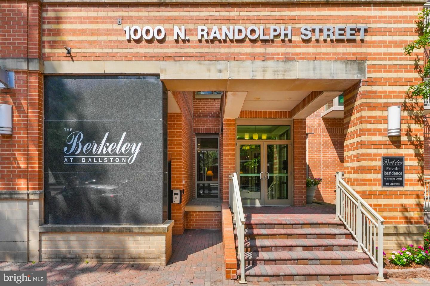 1000 N RANDOLPH ST #102, ARLINGTON, Virginia 22201, 1 Bedroom Bedrooms, ,1 BathroomBathrooms,Residential,For sale,1000 N RANDOLPH ST #102,VAAR2059866 MLS # VAAR2059866