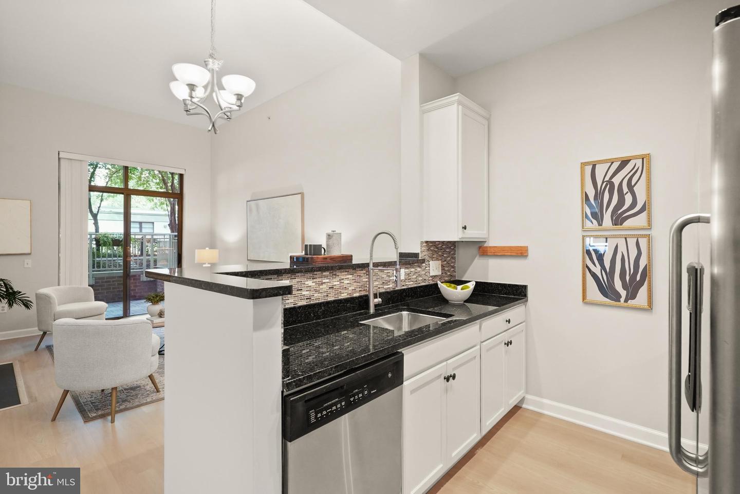 1000 N RANDOLPH ST #102, ARLINGTON, Virginia 22201, 1 Bedroom Bedrooms, ,1 BathroomBathrooms,Residential,For sale,1000 N RANDOLPH ST #102,VAAR2059866 MLS # VAAR2059866