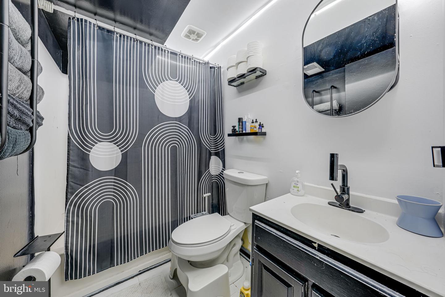 15378 INLET PL, DUMFRIES, Virginia 22025, 3 Bedrooms Bedrooms, ,3 BathroomsBathrooms,Residential,For sale,15378 INLET PL,VAPW2098480 MLS # VAPW2098480