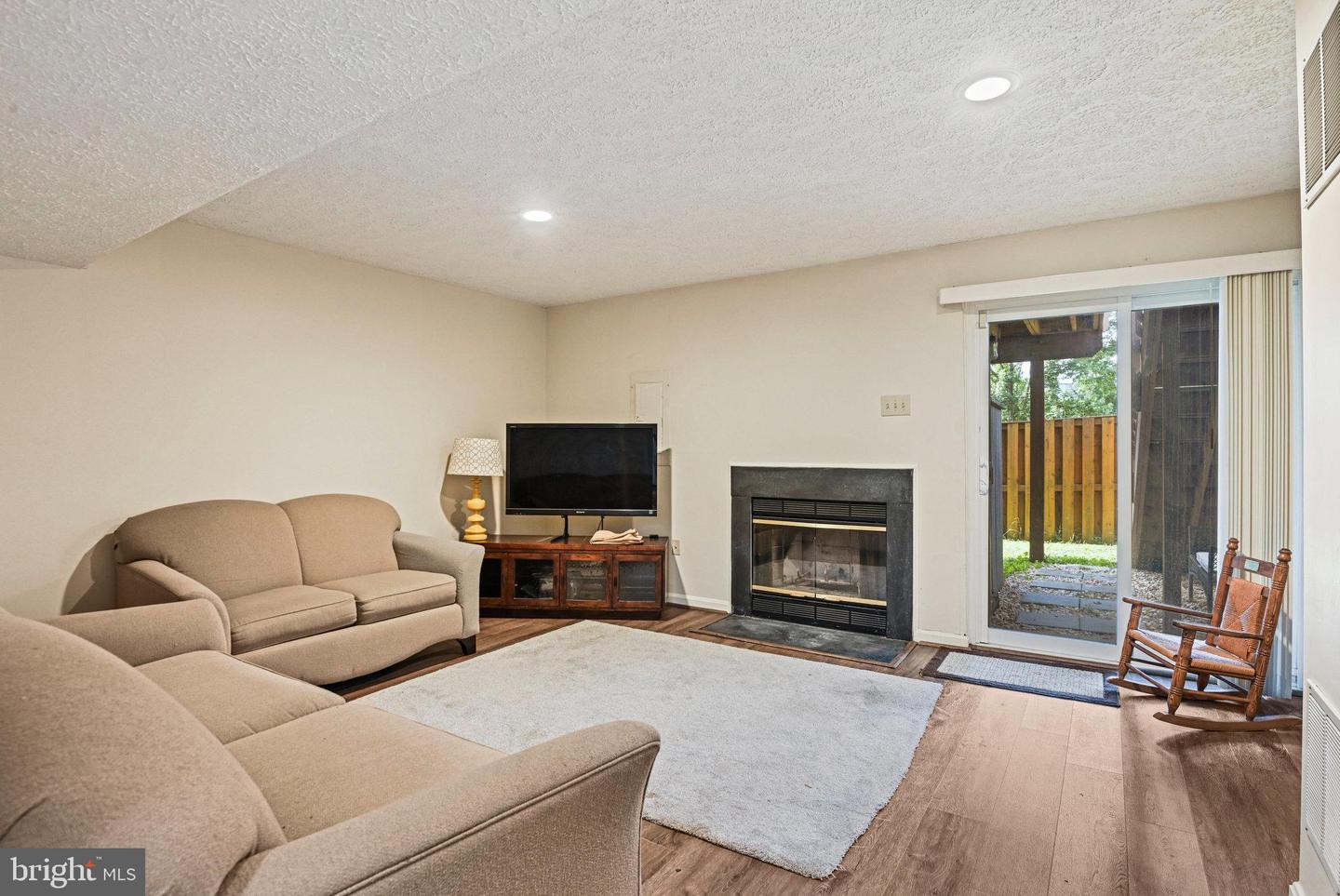 43507 BLACKSMITH SQ, ASHBURN, Virginia 20147, 3 Bedrooms Bedrooms, ,2 BathroomsBathrooms,Residential,For sale,43507 BLACKSMITH SQ,VALO2101128 MLS # VALO2101128