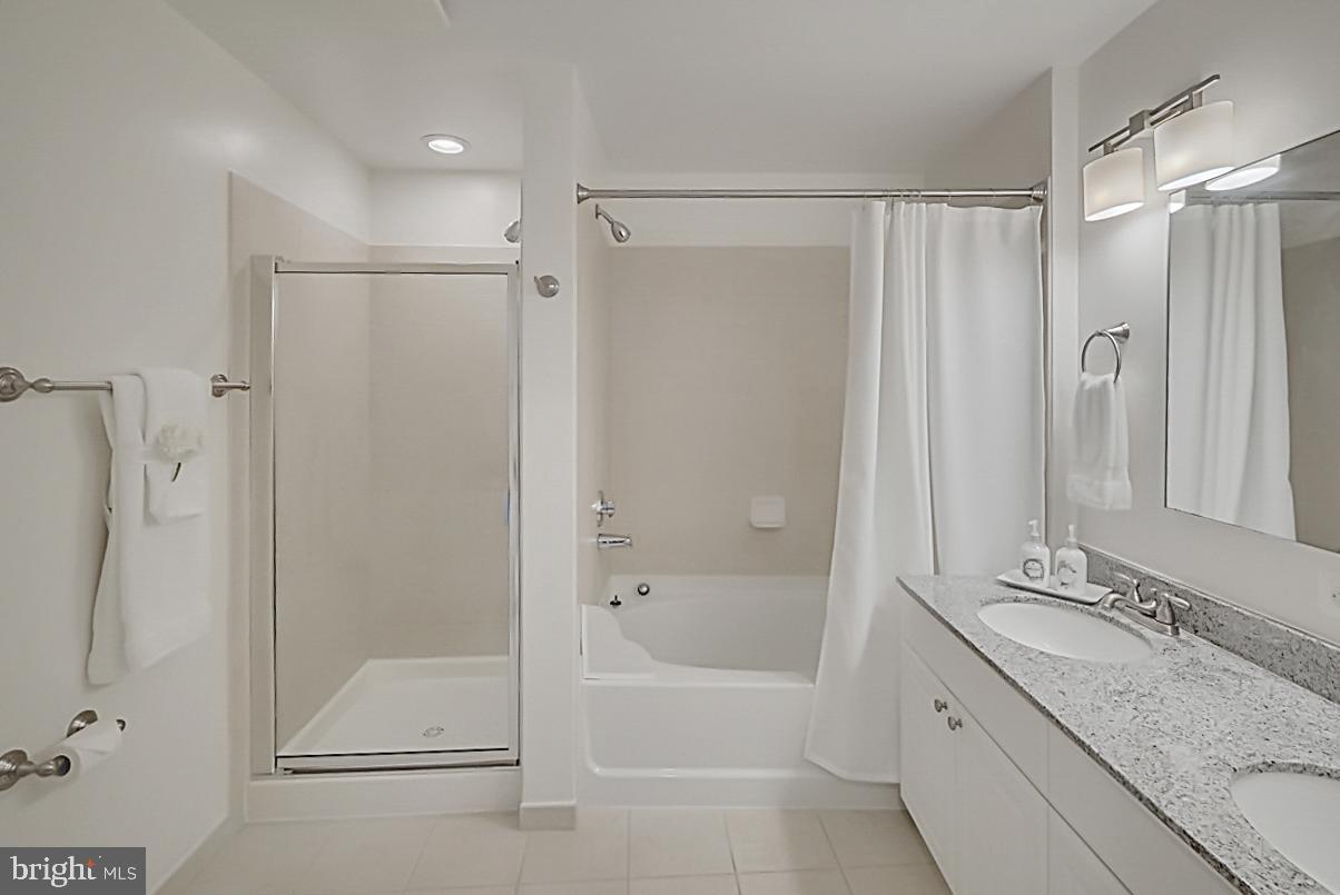 3650 S GLEBE RD #540, ARLINGTON, Virginia 22202, 2 Bedrooms Bedrooms, ,2 BathroomsBathrooms,Residential,For sale,3650 S GLEBE RD #540,VAAR2060186 MLS # VAAR2060186