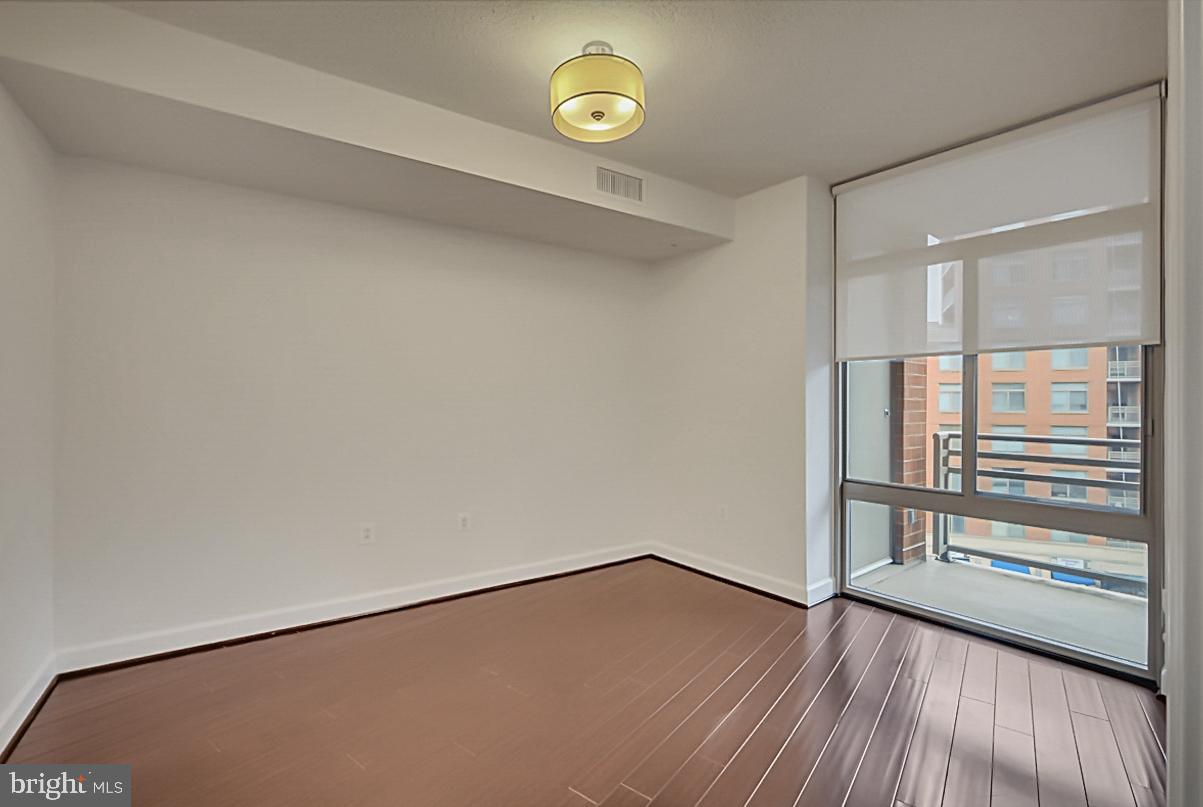 3650 S GLEBE RD #540, ARLINGTON, Virginia 22202, 2 Bedrooms Bedrooms, ,2 BathroomsBathrooms,Residential,For sale,3650 S GLEBE RD #540,VAAR2060186 MLS # VAAR2060186