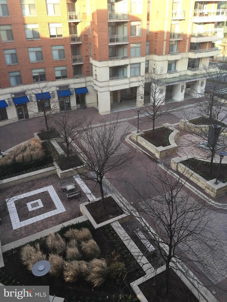 3650 S GLEBE RD #540, ARLINGTON, Virginia 22202, 2 Bedrooms Bedrooms, ,2 BathroomsBathrooms,Residential,For sale,3650 S GLEBE RD #540,VAAR2060186 MLS # VAAR2060186