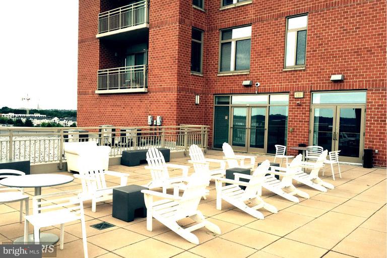 3650 S GLEBE RD #540, ARLINGTON, Virginia 22202, 2 Bedrooms Bedrooms, ,2 BathroomsBathrooms,Residential,For sale,3650 S GLEBE RD #540,VAAR2060186 MLS # VAAR2060186