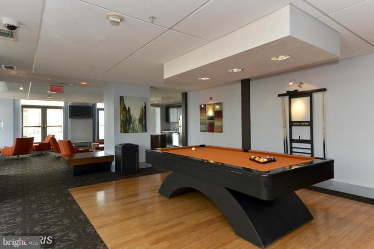 3650 S GLEBE RD #540, ARLINGTON, Virginia 22202, 2 Bedrooms Bedrooms, ,2 BathroomsBathrooms,Residential,For sale,3650 S GLEBE RD #540,VAAR2060186 MLS # VAAR2060186