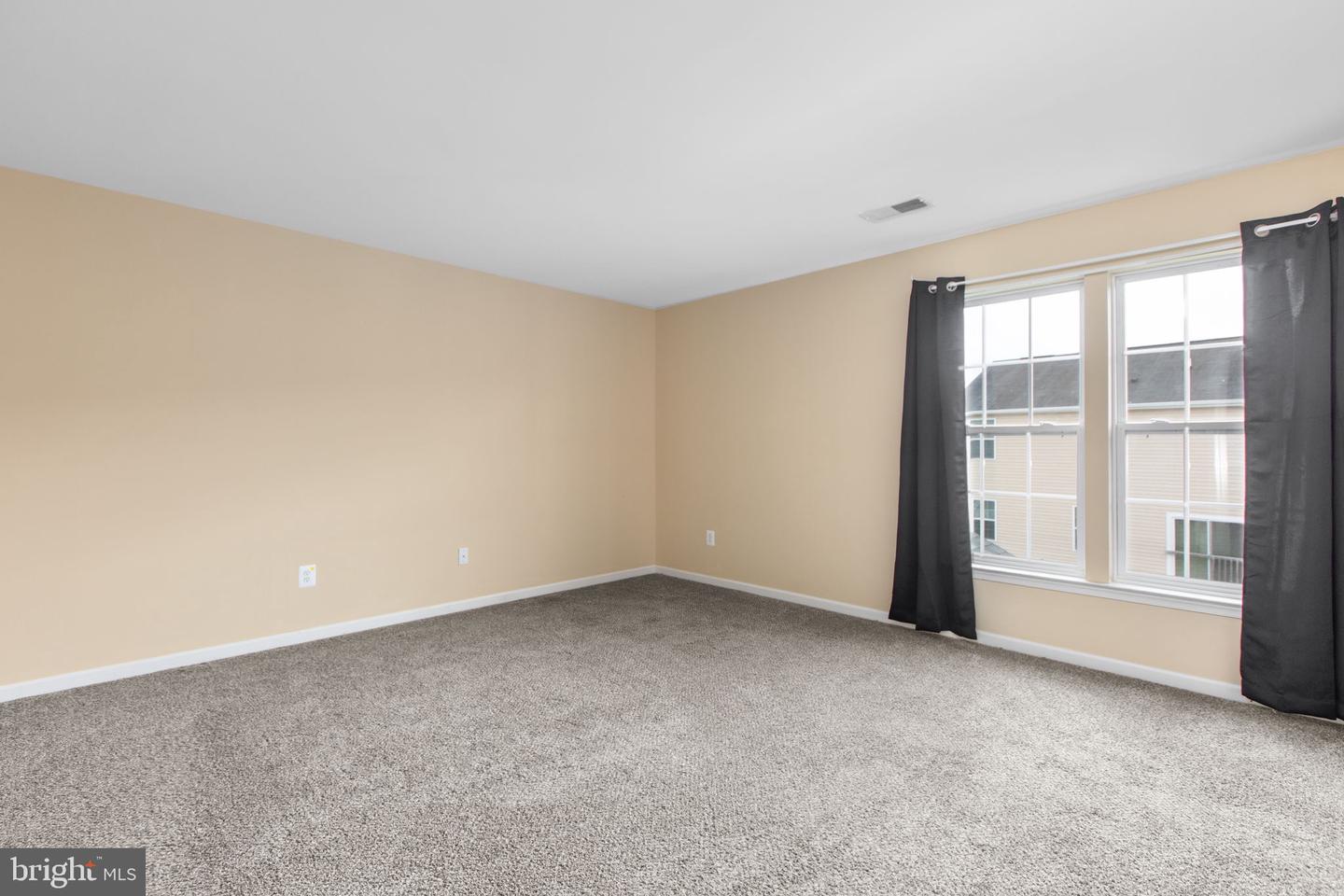 9330 BIRCH CLIFF DR, FREDERICKSBURG, Virginia 22407, 4 Bedrooms Bedrooms, 10 Rooms Rooms,3 BathroomsBathrooms,Residential,For sale,9330 BIRCH CLIFF DR,VASP2034462 MLS # VASP2034462