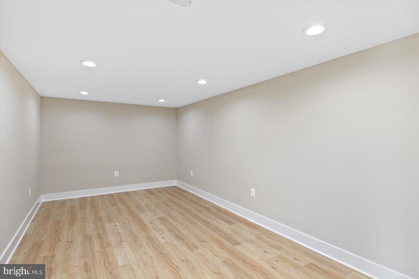 20359 LOOKOUT CIR, ORANGE, Virginia 22960, 5 Bedrooms Bedrooms, 20 Rooms Rooms,3 BathroomsBathrooms,Residential,For sale,20359 LOOKOUT CIR,VAOR2010166 MLS # VAOR2010166