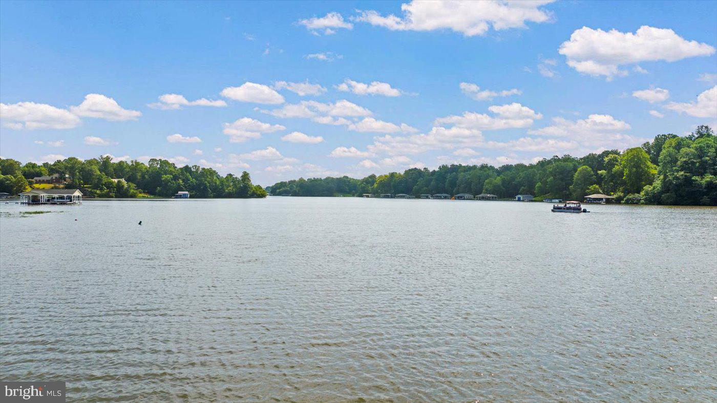 20359 LOOKOUT CIR, ORANGE, Virginia 22960, 5 Bedrooms Bedrooms, 20 Rooms Rooms,3 BathroomsBathrooms,Residential,For sale,20359 LOOKOUT CIR,VAOR2010166 MLS # VAOR2010166