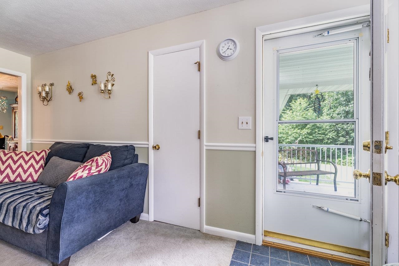 10461 MOUNTAIN VALLEY RD, ROCKINGHAM, Virginia 22802, 3 Bedrooms Bedrooms, ,2 BathroomsBathrooms,Residential,10461 MOUNTAIN VALLEY RD,667840 MLS # 667840