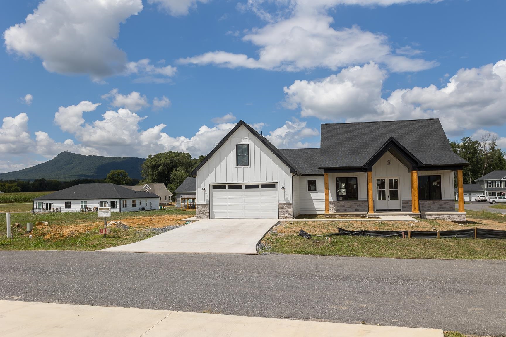 5125 RETRIEVER LN, MCGAHEYSVILLE, Virginia 22840, 4 Bedrooms Bedrooms, ,3 BathroomsBathrooms,Residential,5125 RETRIEVER LN,667843 MLS # 667843