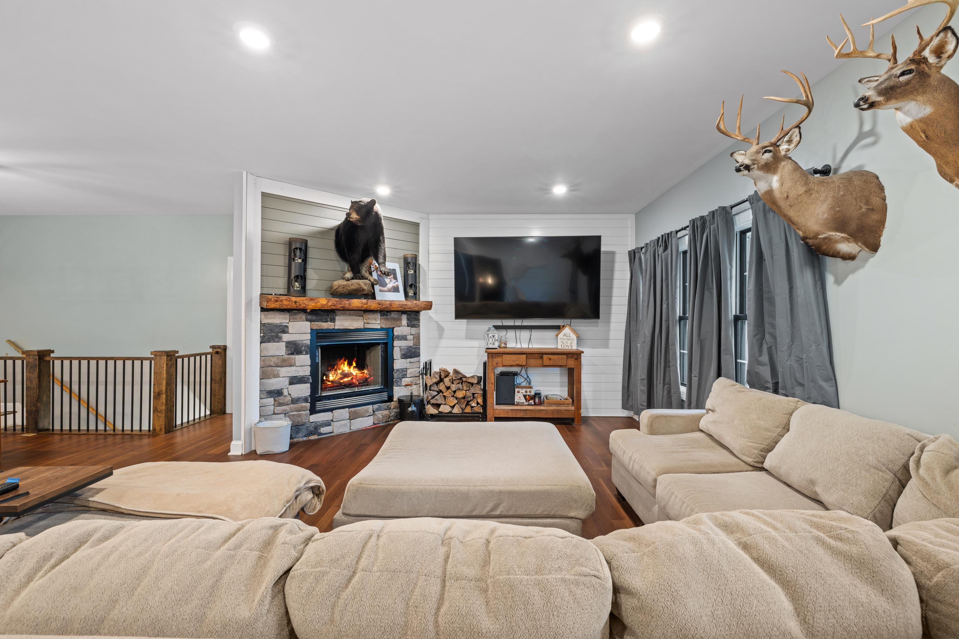 8363 BAXTER LN, SINGERS GLEN, Virginia 22850, 5 Bedrooms Bedrooms, ,3 BathroomsBathrooms,Residential,8363 BAXTER LN,667848 MLS # 667848