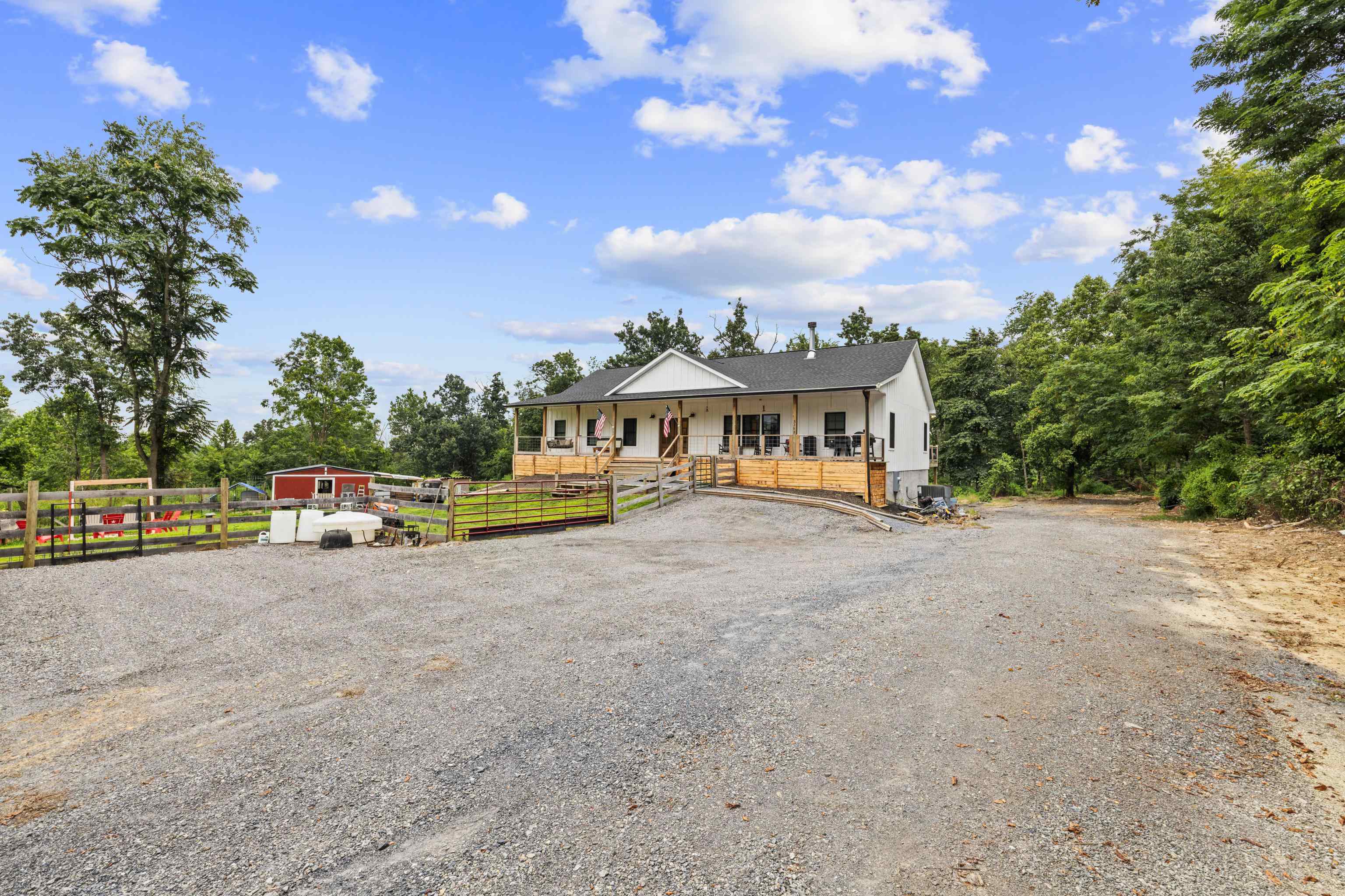 8363 BAXTER LN, SINGERS GLEN, Virginia 22850, 5 Bedrooms Bedrooms, ,3 BathroomsBathrooms,Residential,8363 BAXTER LN,667848 MLS # 667848
