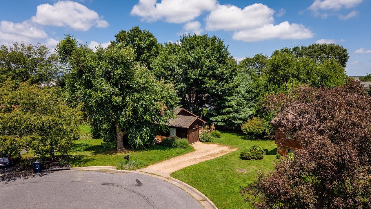 510 STONEFIELD CT, HARRISONBURG, Virginia 22802, 3 Bedrooms Bedrooms, ,2 BathroomsBathrooms,Residential,510 STONEFIELD CT,667849 MLS # 667849