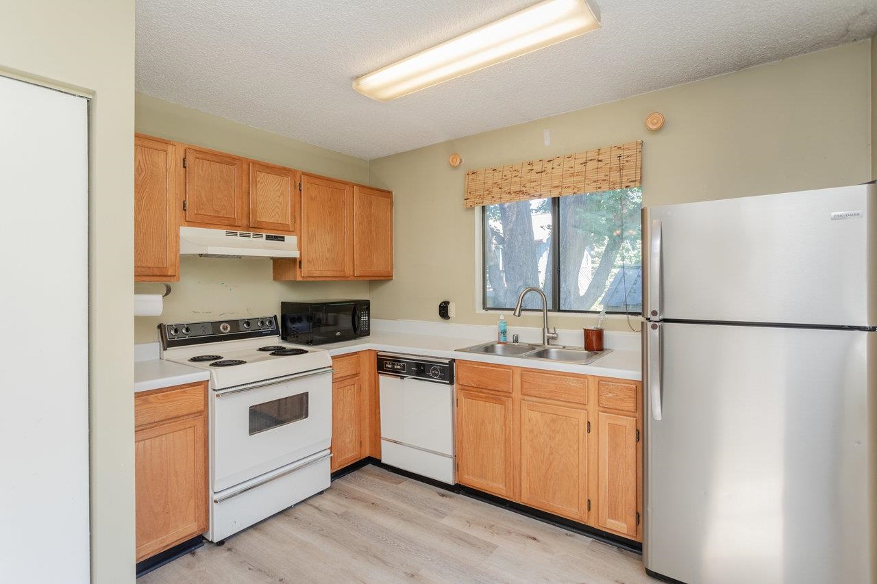 510 STONEFIELD CT, HARRISONBURG, Virginia 22802, 3 Bedrooms Bedrooms, ,2 BathroomsBathrooms,Residential,510 STONEFIELD CT,667849 MLS # 667849