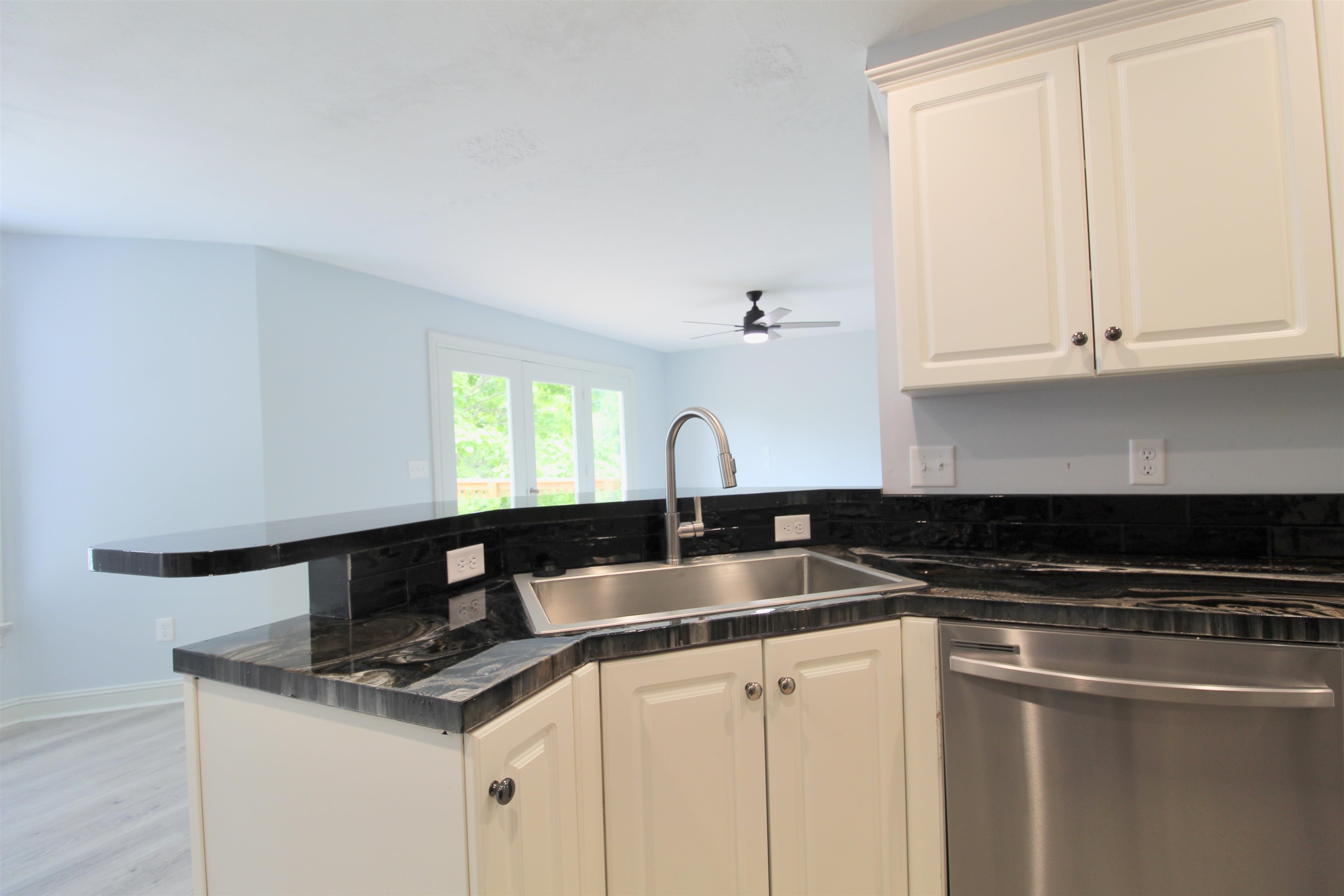 1851 RHIANON LN, HARRISONBURG, Virginia 22801, 5 Bedrooms Bedrooms, ,3 BathroomsBathrooms,Residential,1851 RHIANON LN,667867 MLS # 667867