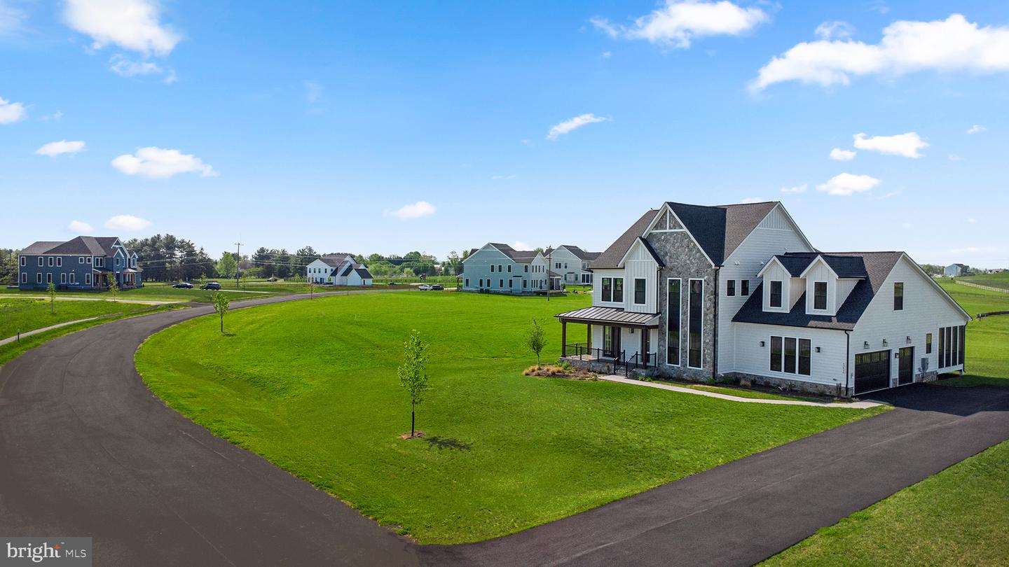14629 FORDSON CT, WATERFORD, Virginia 20197, 5 Bedrooms Bedrooms, ,4 BathroomsBathrooms,Residential,For sale,14629 FORDSON CT,VALO2101982 MLS # VALO2101982