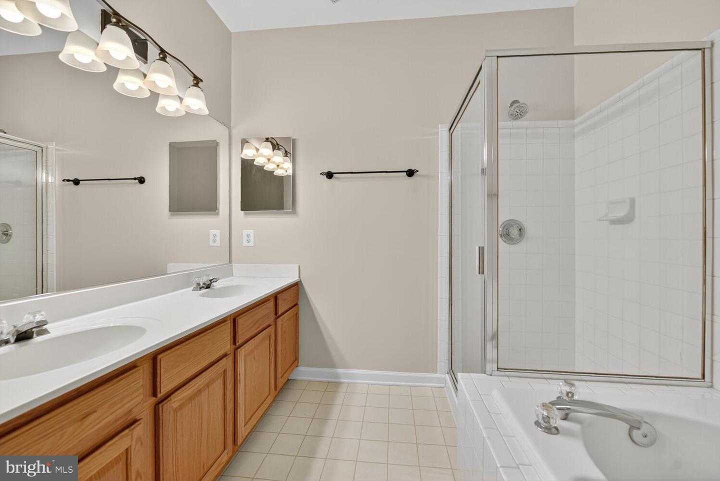 20230 MACGLASHAN TER #2107, ASHBURN, Virginia 20147, 2 Bedrooms Bedrooms, ,2 BathroomsBathrooms,Residential,For sale,20230 MACGLASHAN TER #2107,VALO2102034 MLS # VALO2102034